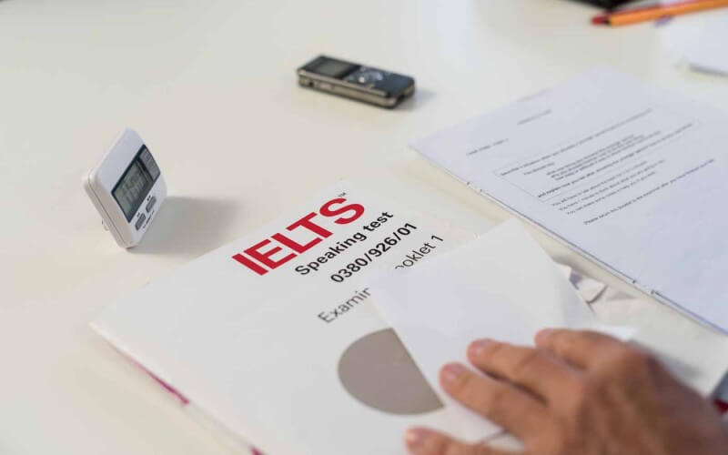 ielts-5-0-co-du-hoc-duoc-khong-3 IELTS 5.0 có đi du học được không? Những quốc gia chấp nhận IELTS 5.0